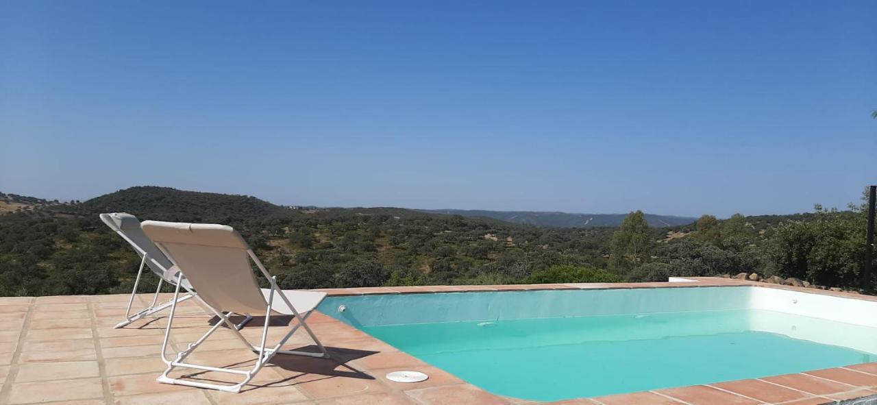 ال كاستيو دي لاس جوارداس Casa Rural La Aulaga المظهر الخارجي الصورة