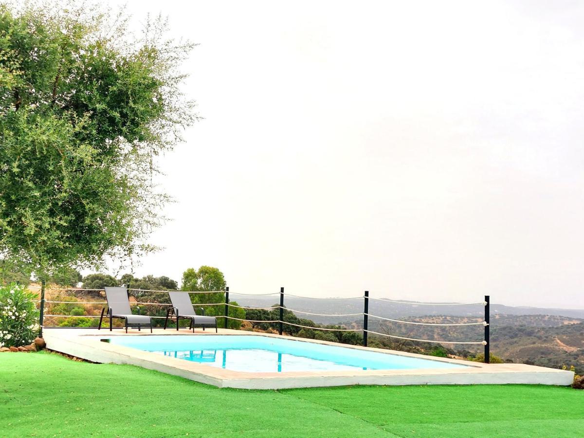 ال كاستيو دي لاس جوارداس Casa Rural La Aulaga المظهر الخارجي الصورة